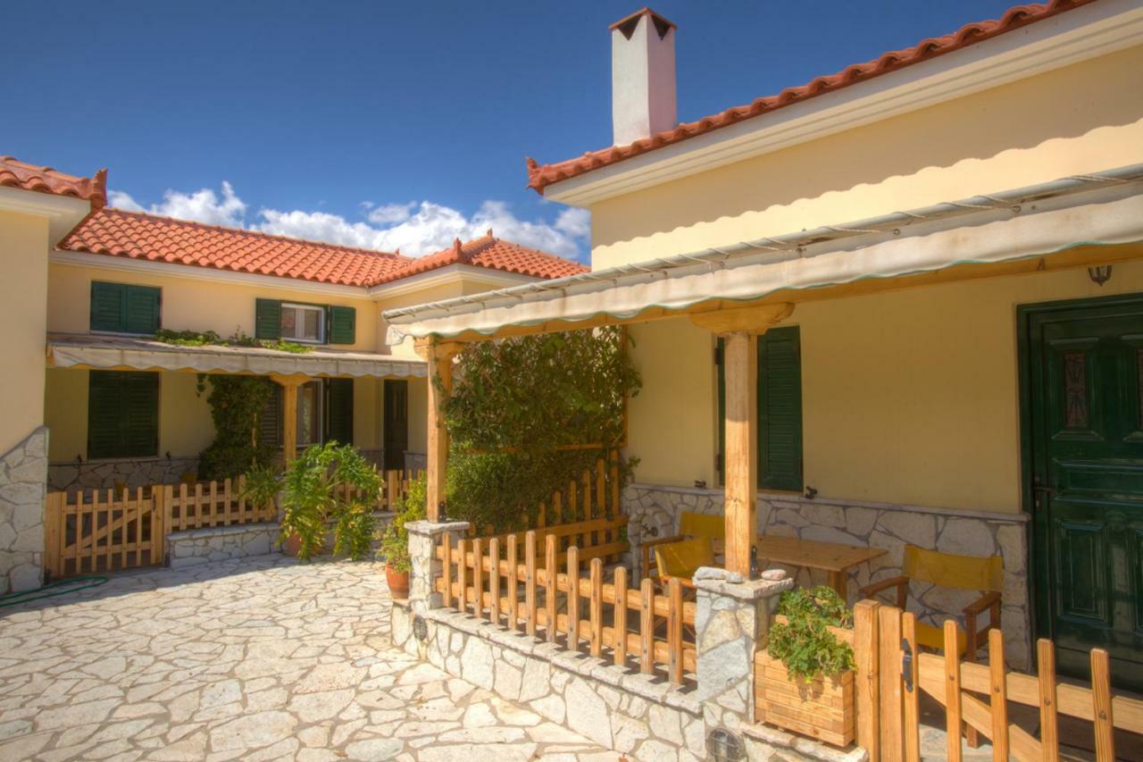 Foufas Houses Паралион-Астрос Экстерьер фото
